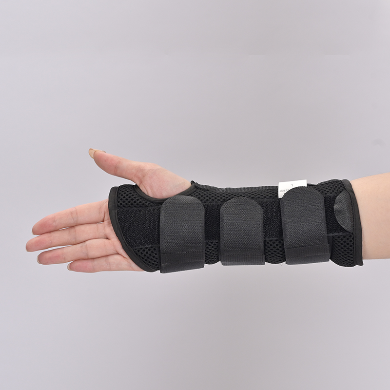 Carpal Fixation Strap III Medium – Right