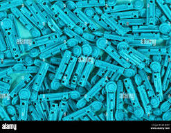 accu chek guide lancing device